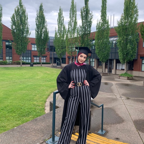 jumpsuit - Picture 7 of 7